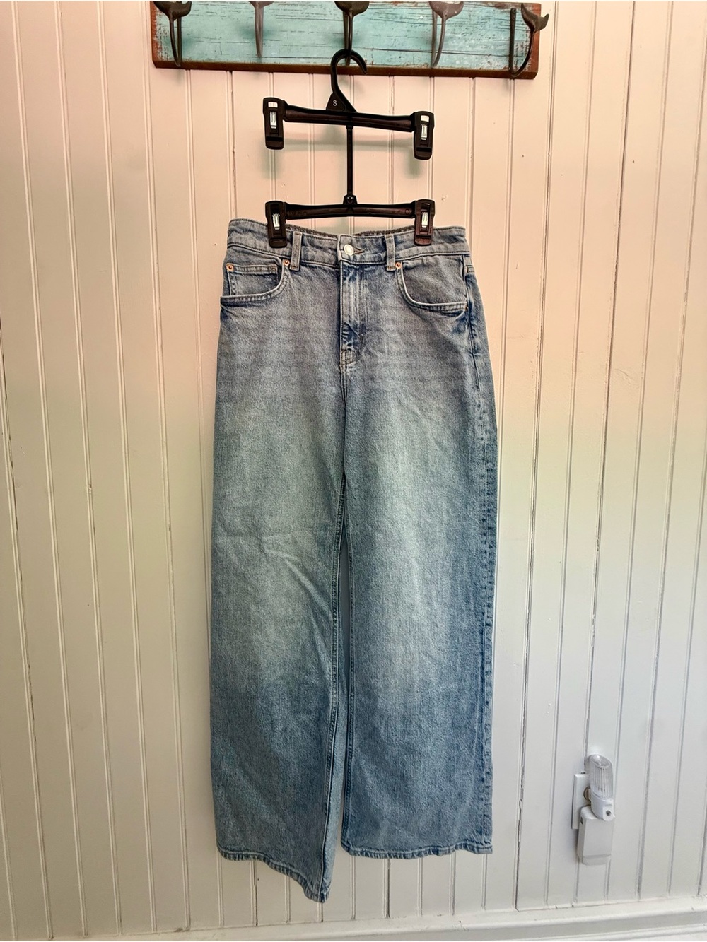 H&M Light Blue Wide Leg Women’s Jeans